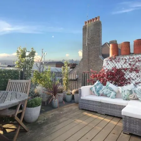Highgate Maisonette With Roof Terrace London Exterior photo