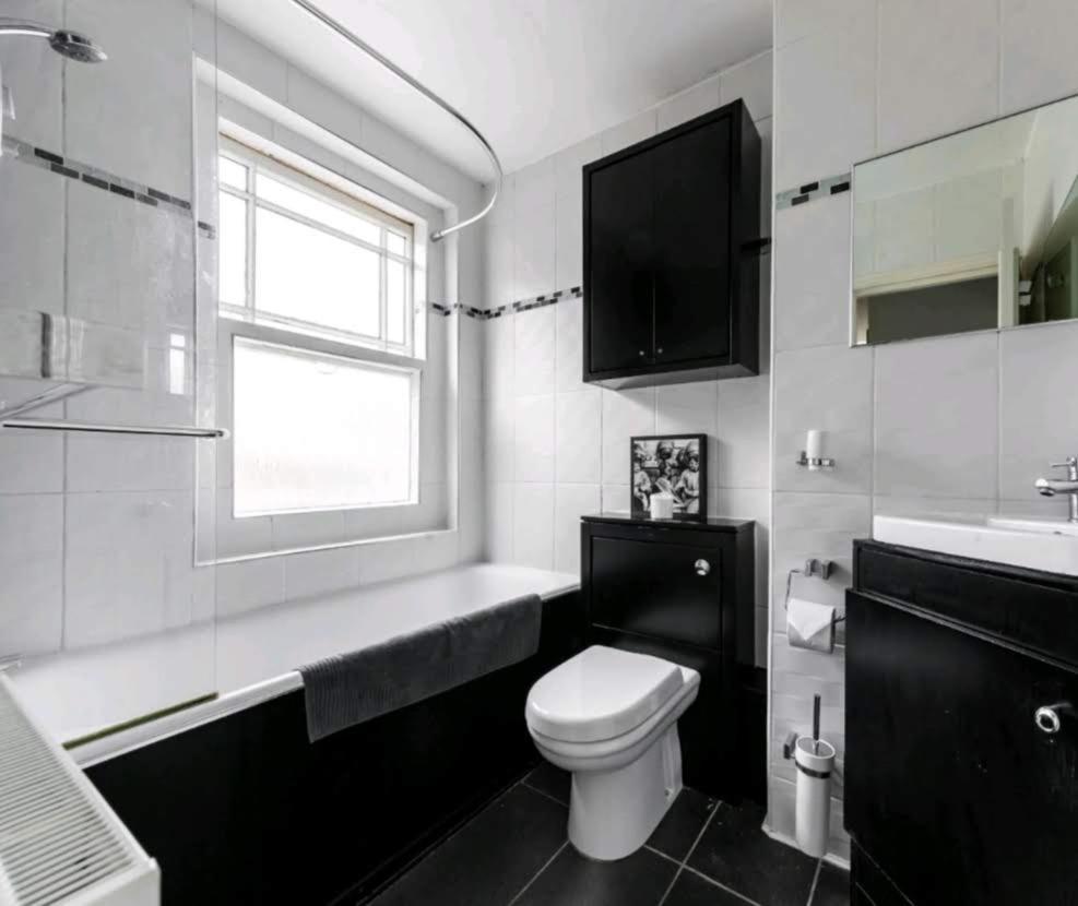 Appartamento Highgate Maisonette With Roof Terrace *